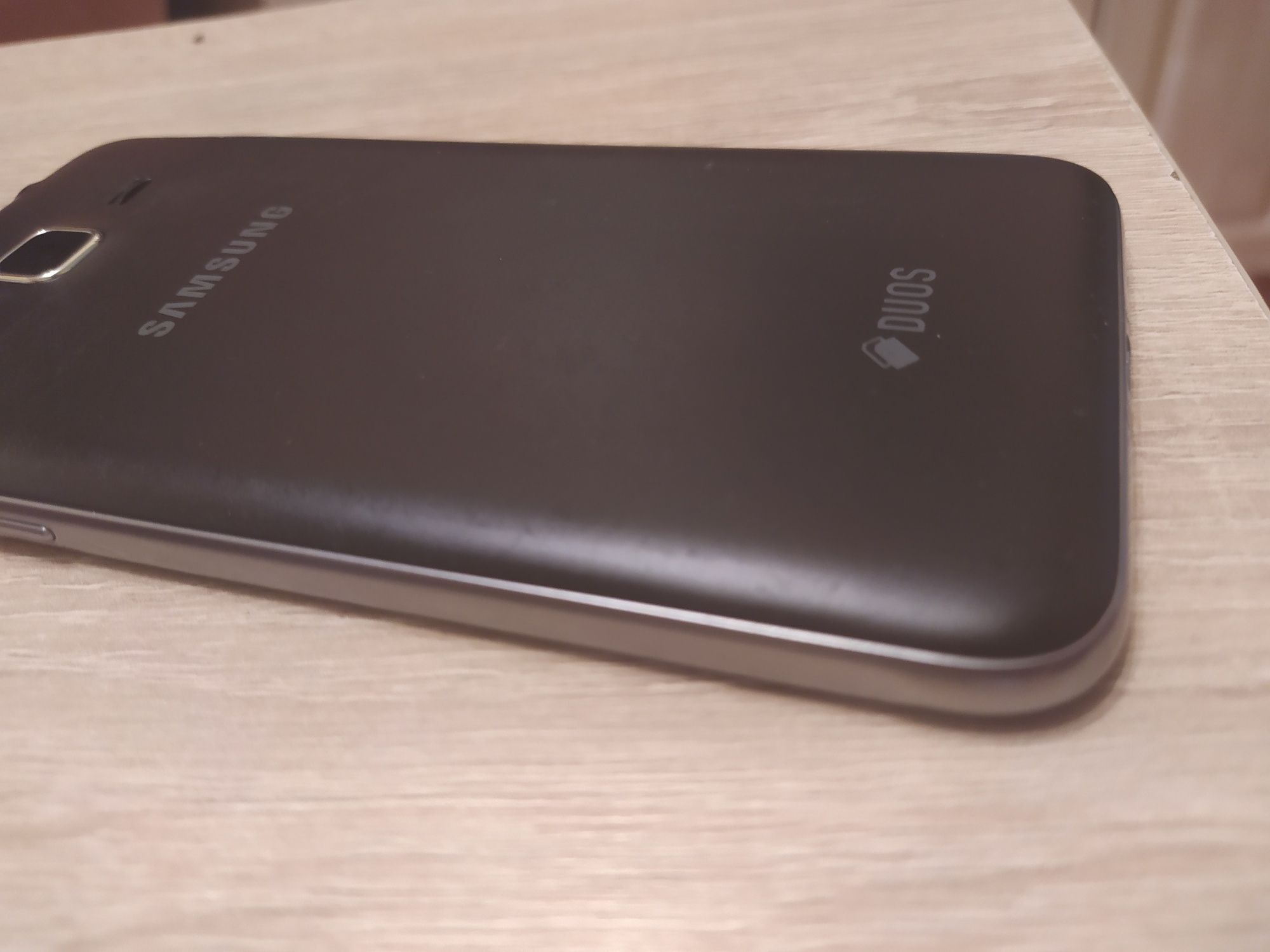 Samsung Galaxy J3 duos