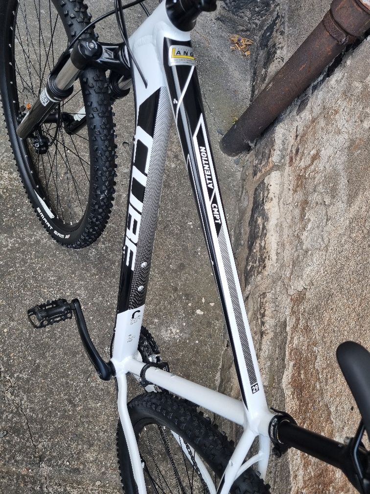 Rower MTB CUBE Attention CMPT