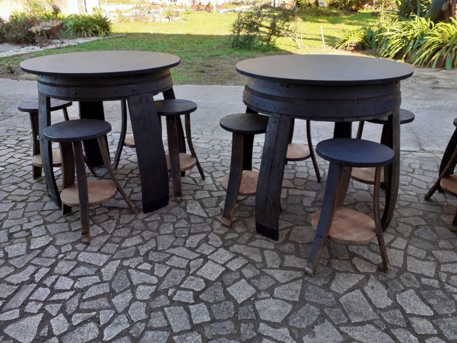 Mesas,bancos feito pipas vintage