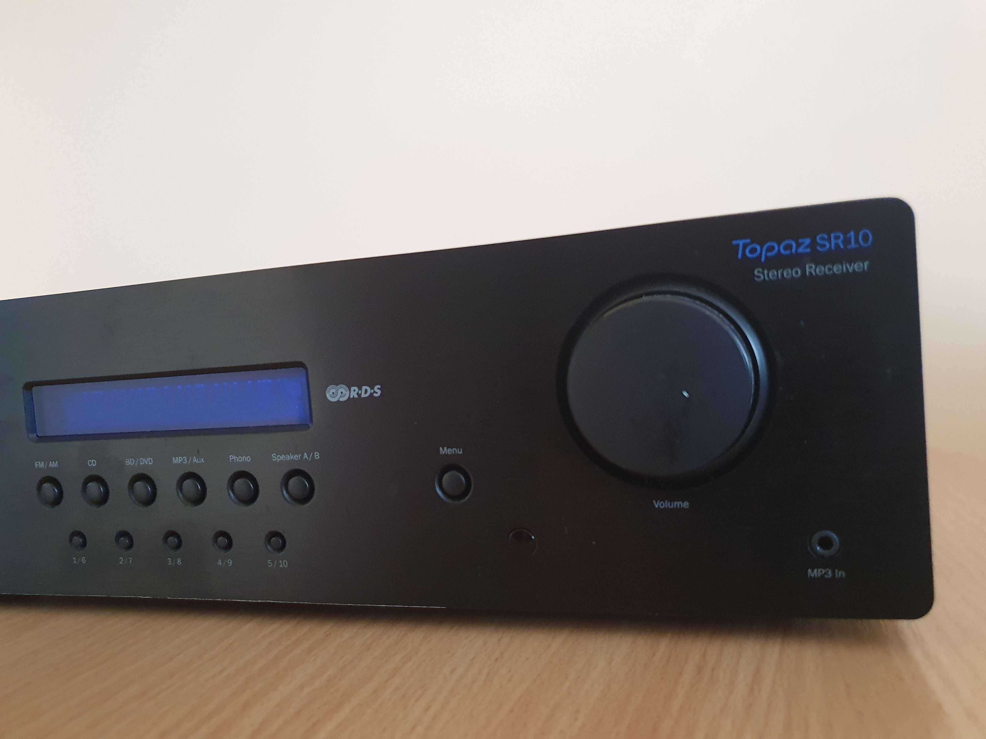 Cambridge Audio Topaz SR10 v2