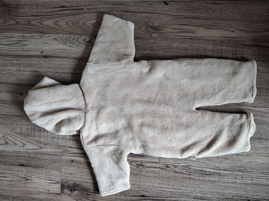 Kombinezon niemowlęcy 56