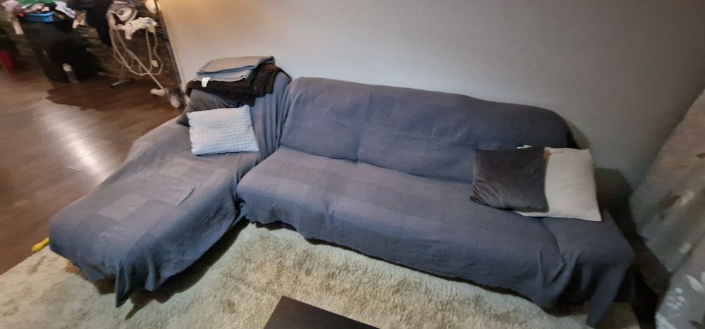 Sofá com chaise longue