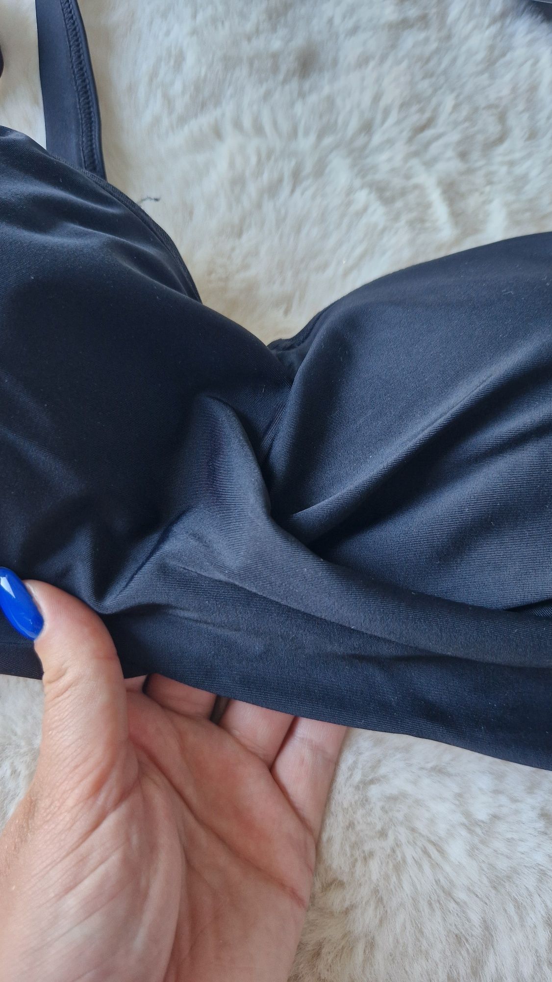 Czarny stanik od stroju kąpielowego eu48 plus size