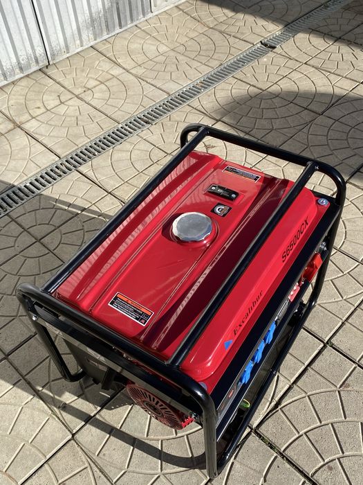 Потужний 3 фазний генератор 5.5кВт