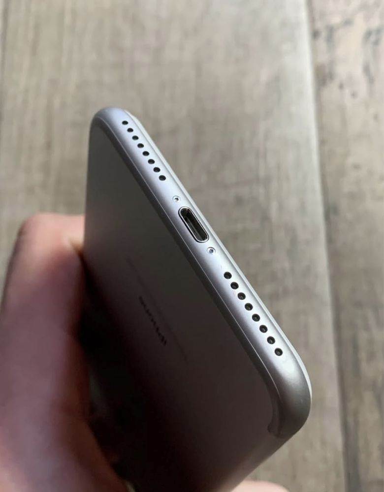 IPhone 7 Plus 128 Gb Silver Neverlock