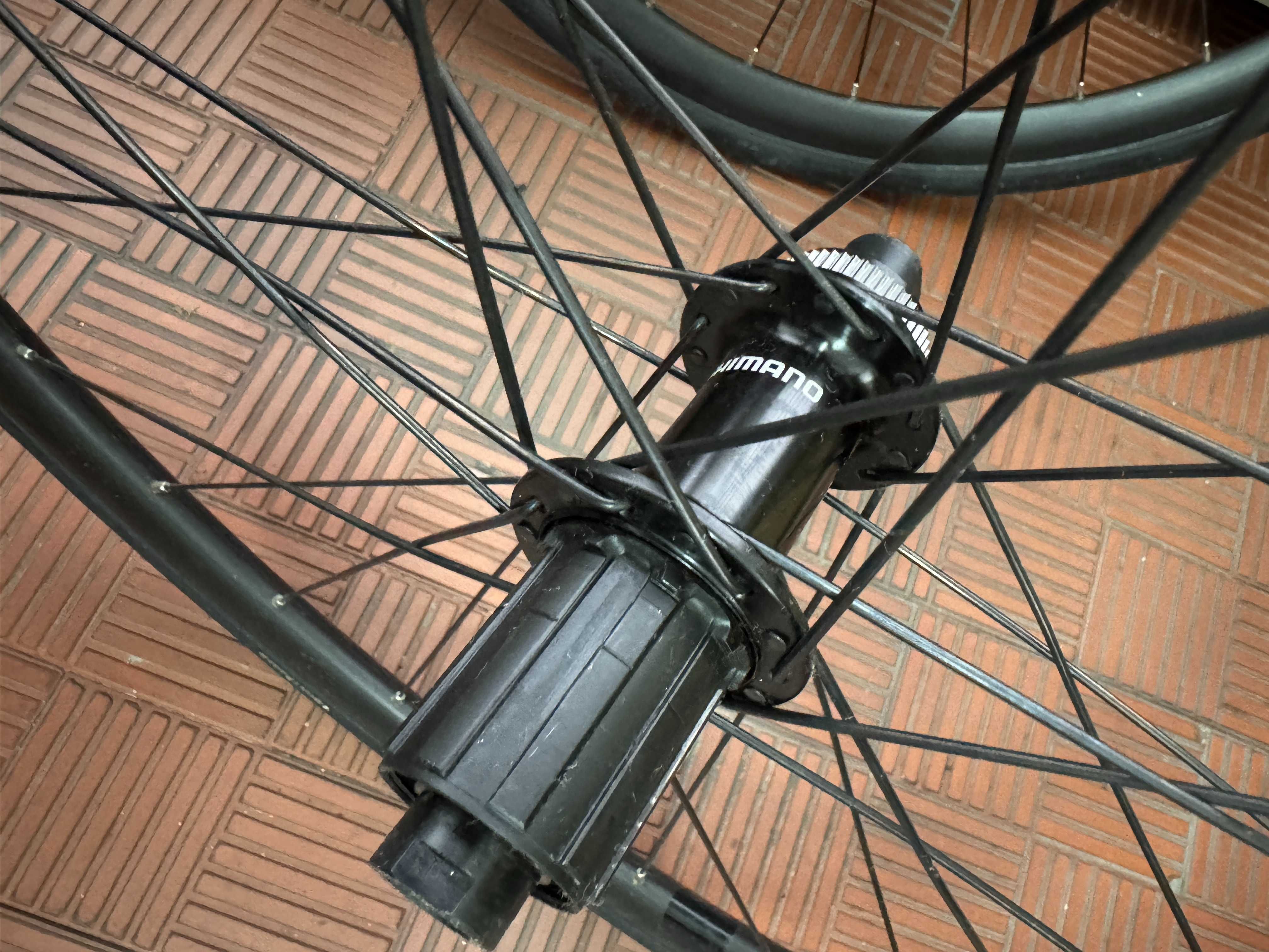 Rodas Shimano Estrada
