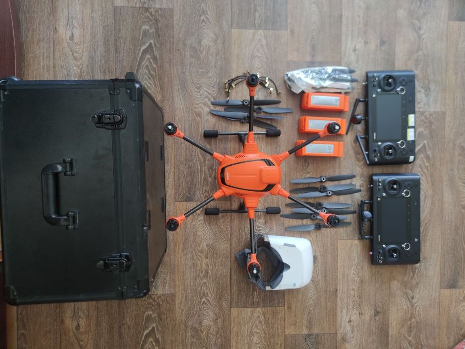 Дрон  YUNEEC H520