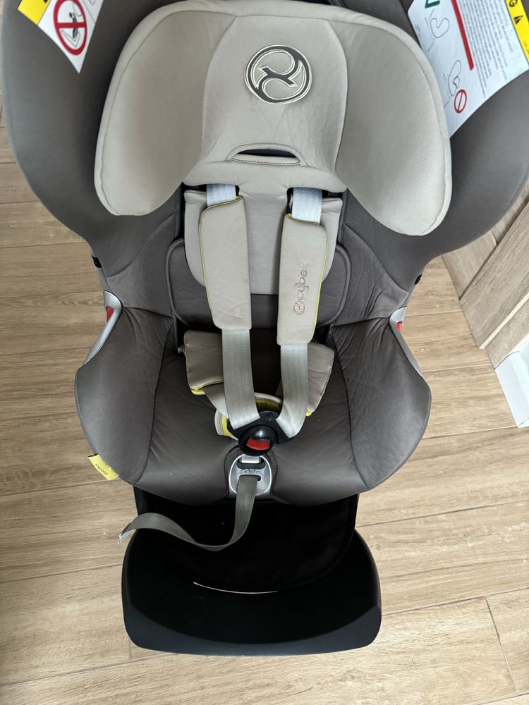 Fotelik Cybex Sirona Platinium z bazą 0-18kg