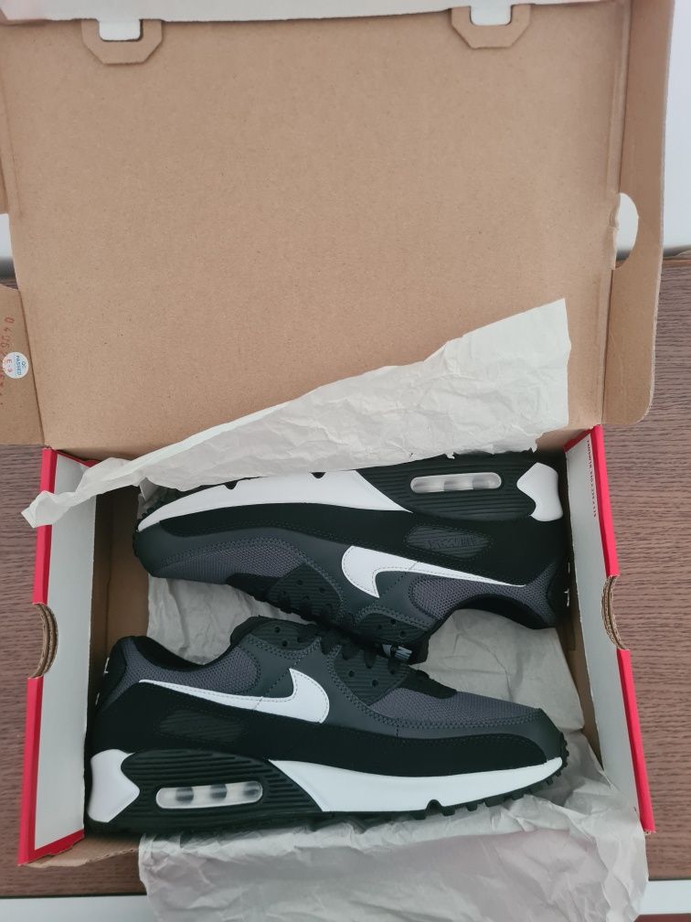 Nike Air Max Pretas