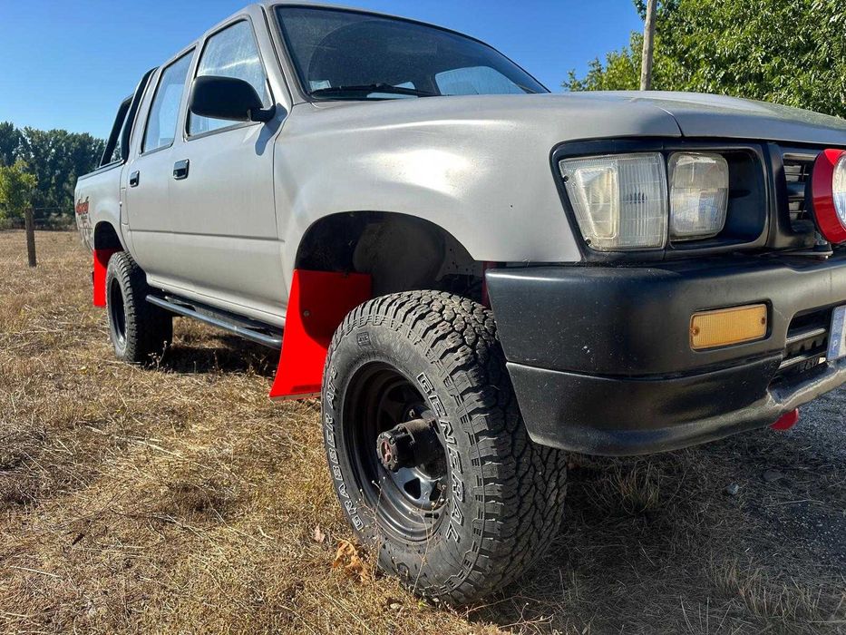 Toyota Hilux 4x4 restaurada