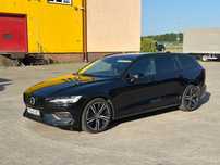 Volvo V60 faktura VAT23% # serwis ASO VOLVO # kamera # LED