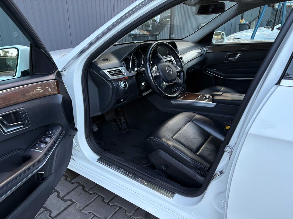 Продам Мерседес-Бенс Е220 CDI