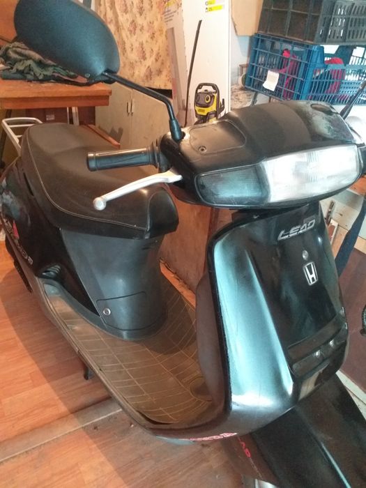 Мопед honda lead 20