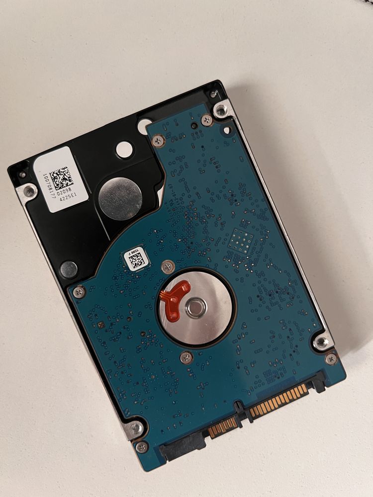 Жорсткий диск hdd seagate 1tb