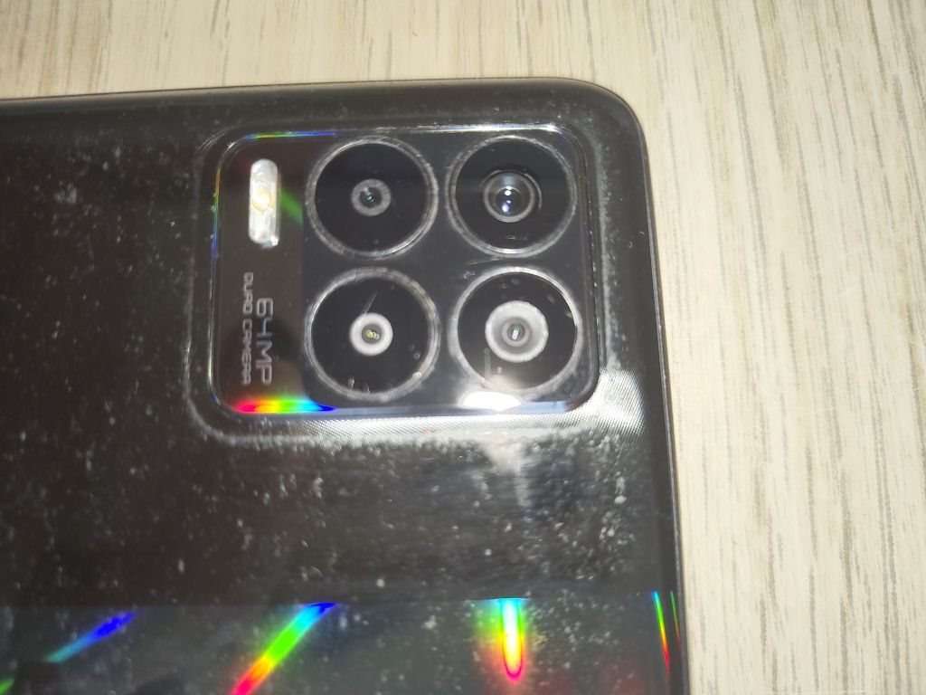 Realme 8 4/64 GB + Etui, Dobry stan!