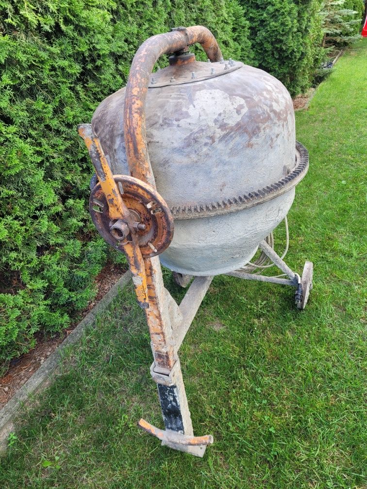 Betoniarka  230v