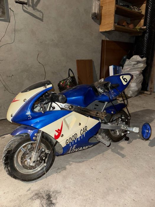 Дитячий мотоцикл