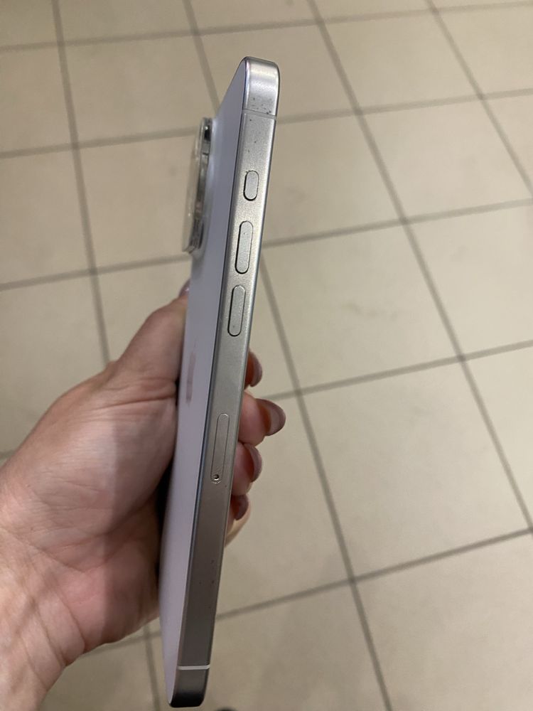 Iphone 15 pro max 256g