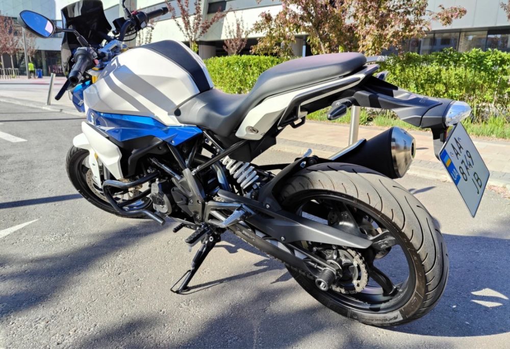 Мотоцикл BMW G310R