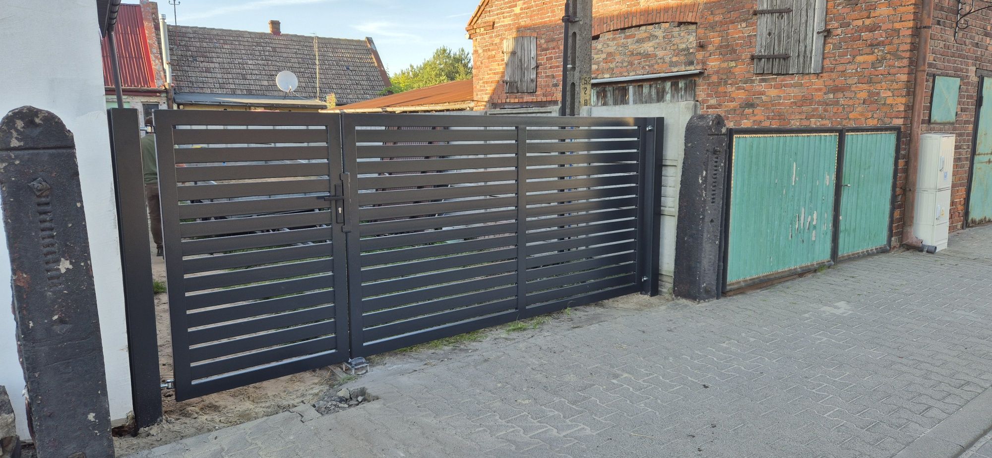 Spawanie Bram dwuskrzydłowych i przesuwnych Balustrady Płoty