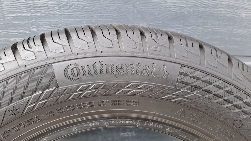 Continental 215/65 R16 C VanContact 4Season