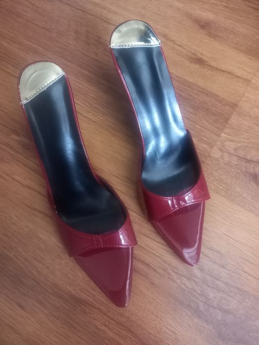 Мюлі колір бургунді