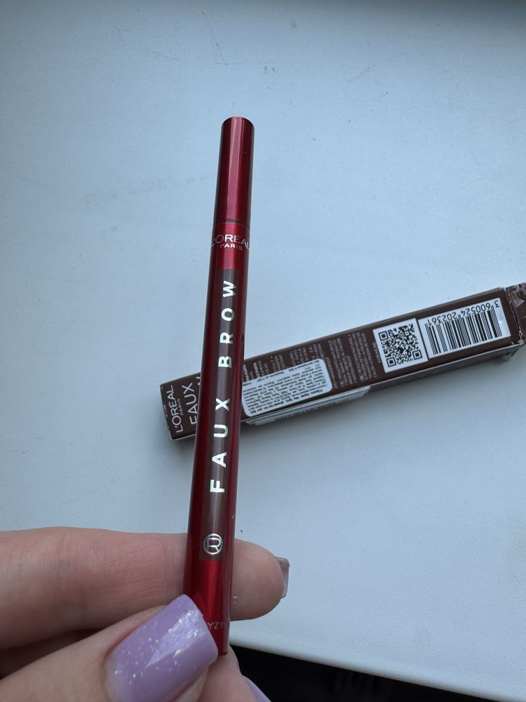 Estee Lauder Double 1n2 / L’Oréal Paris Faux Brow