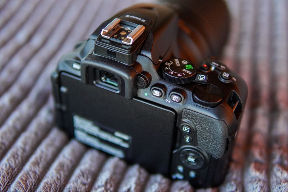Nikon D5600 + 18-140mm VR | Проф. комплект | 3424 спрацювання