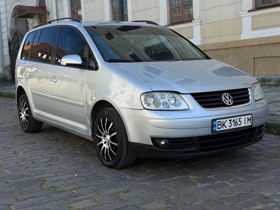 Продам vw Turan 
5300у.е.
VW Touran 1.4 TSI 103квт бензин
6ст.мех.КПП