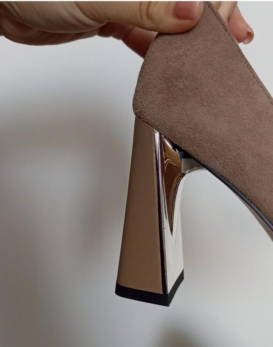 Замшеві туфлі жіночі