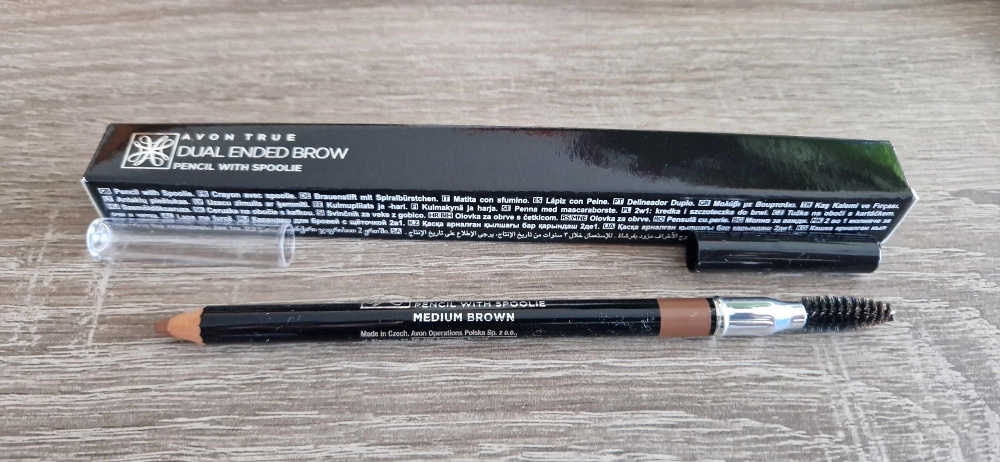 Kredka i szczoteczka do brwi 2w1 kolor Medium Brown AVON