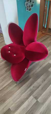 Fotel dzieciecy w kształcie kwiatka