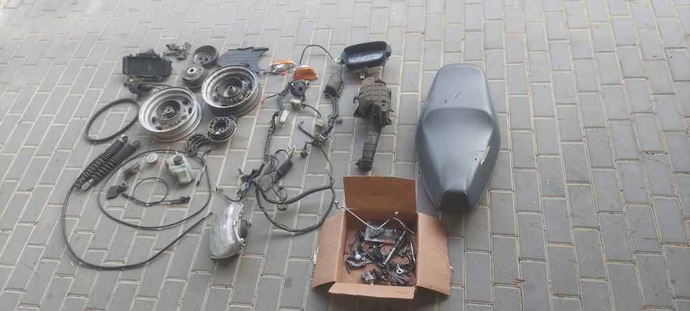 Honda CH125 Spacy - części, komplet
