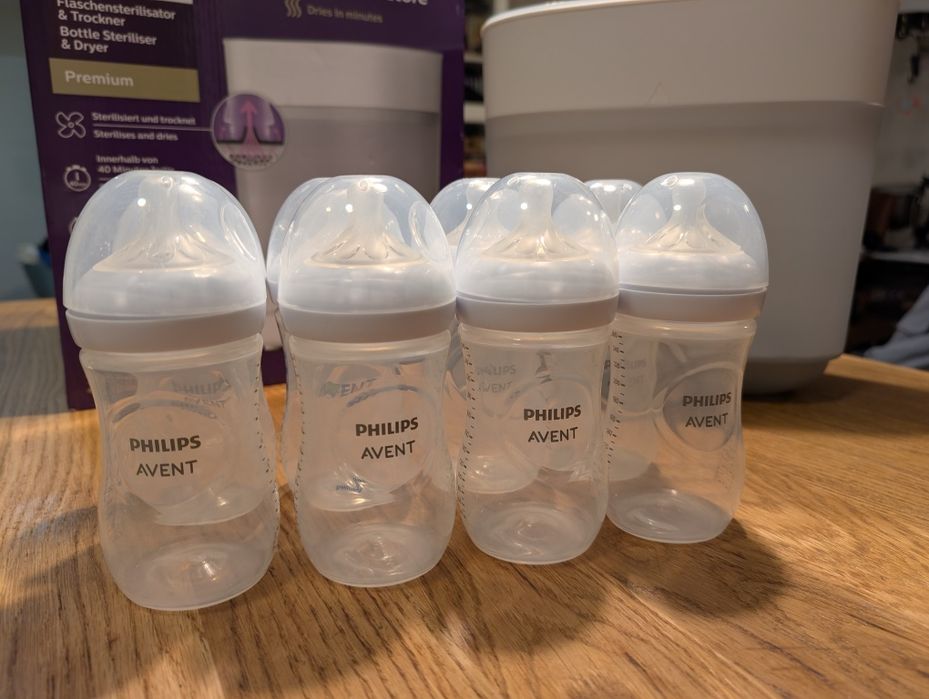 2 Butelki do karmienia Philips Avent Natural Response 260 ml