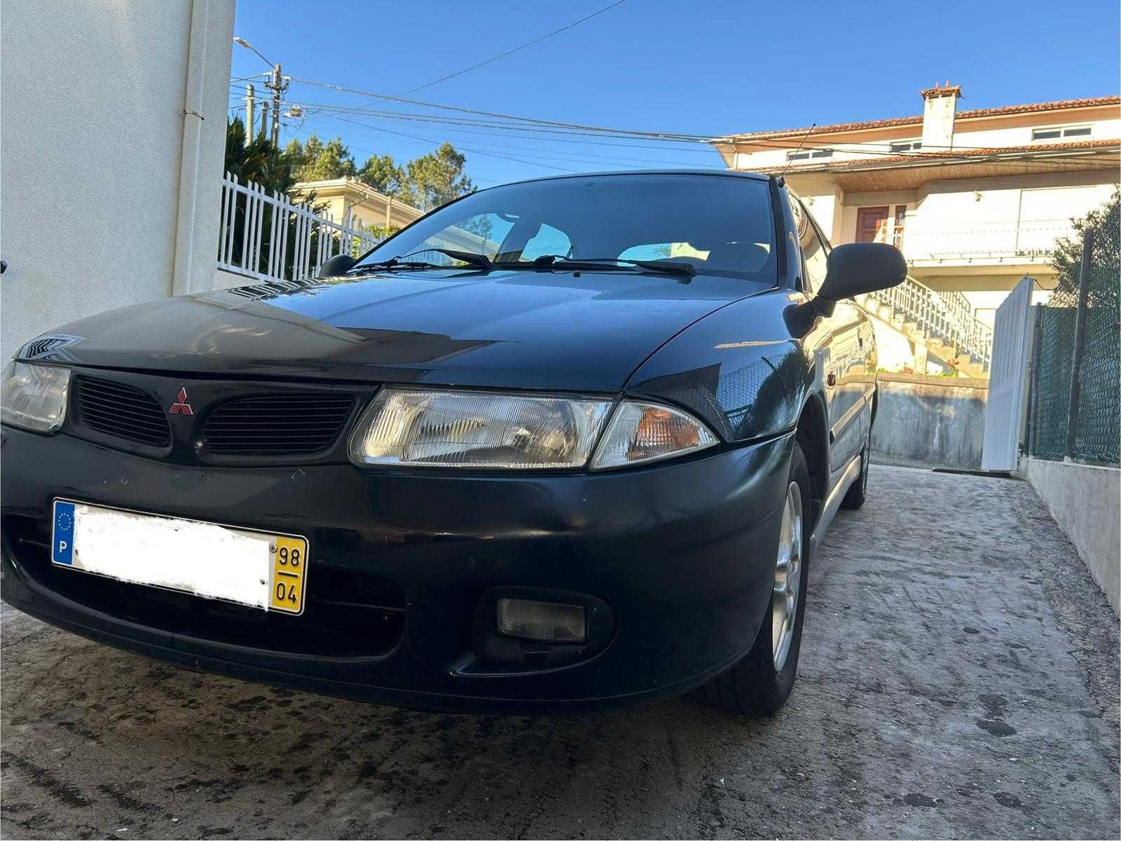 Mitsubishi carisma