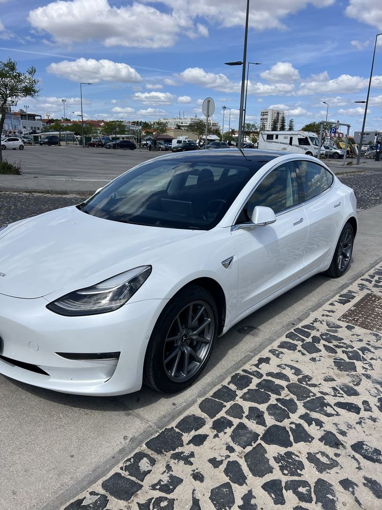 Tesla model 3 long range dual motor