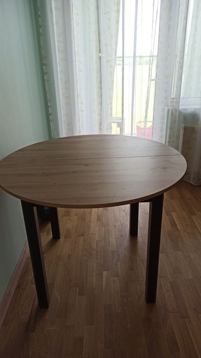 Стол обеденный Ringo Дуб 102(142)х102 см HALMAR