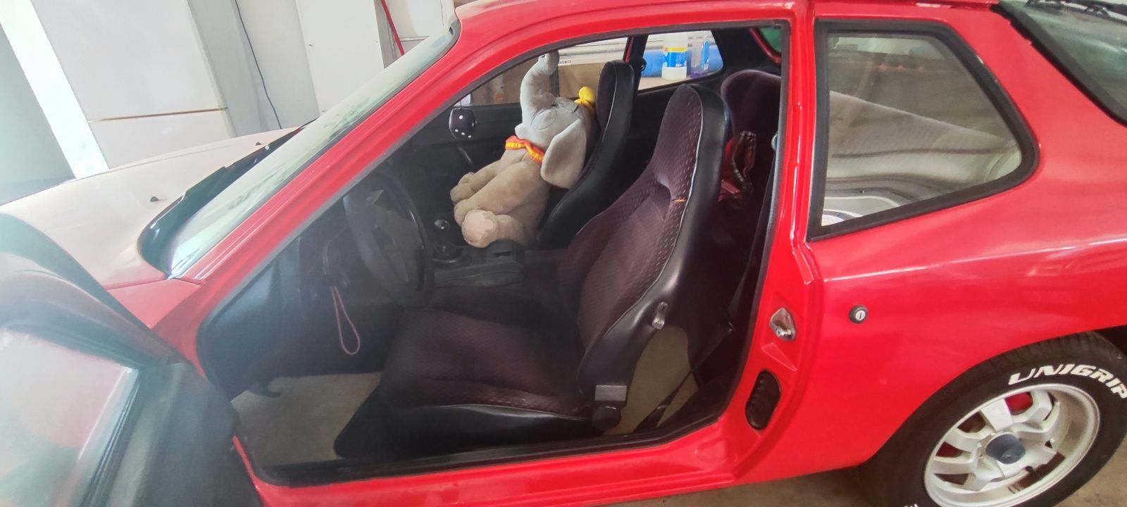 Porches 924 2.0 1983 coleção seguro 50€ ano