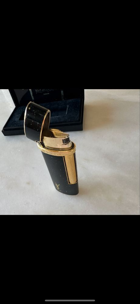 Isqueiro antigo Yves Saint Laurent Collection