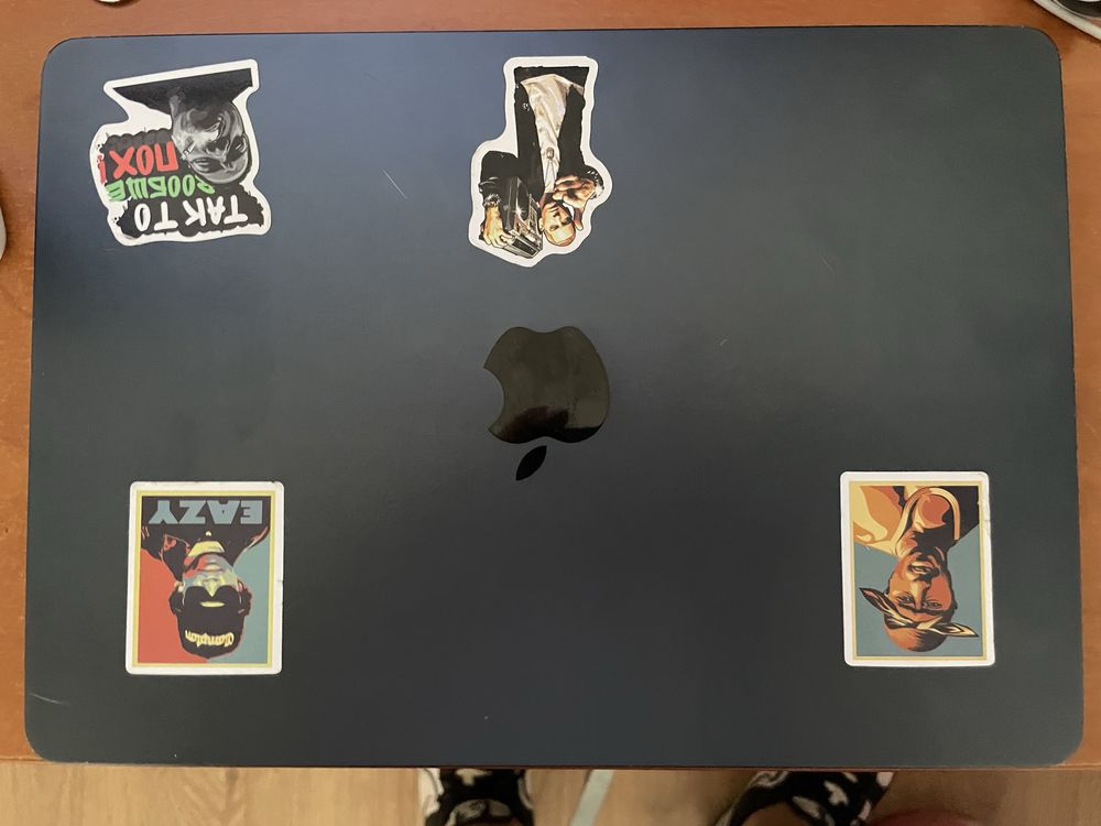 Apple Macbook M2 2022