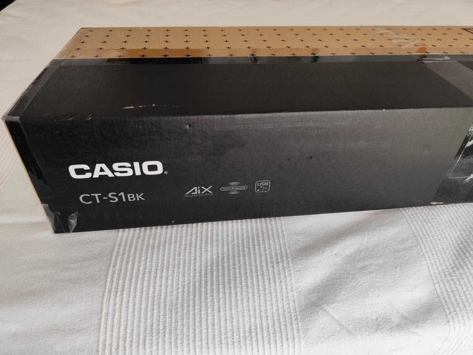Piano Casio CT-S1 (como novo, na sua caixa)