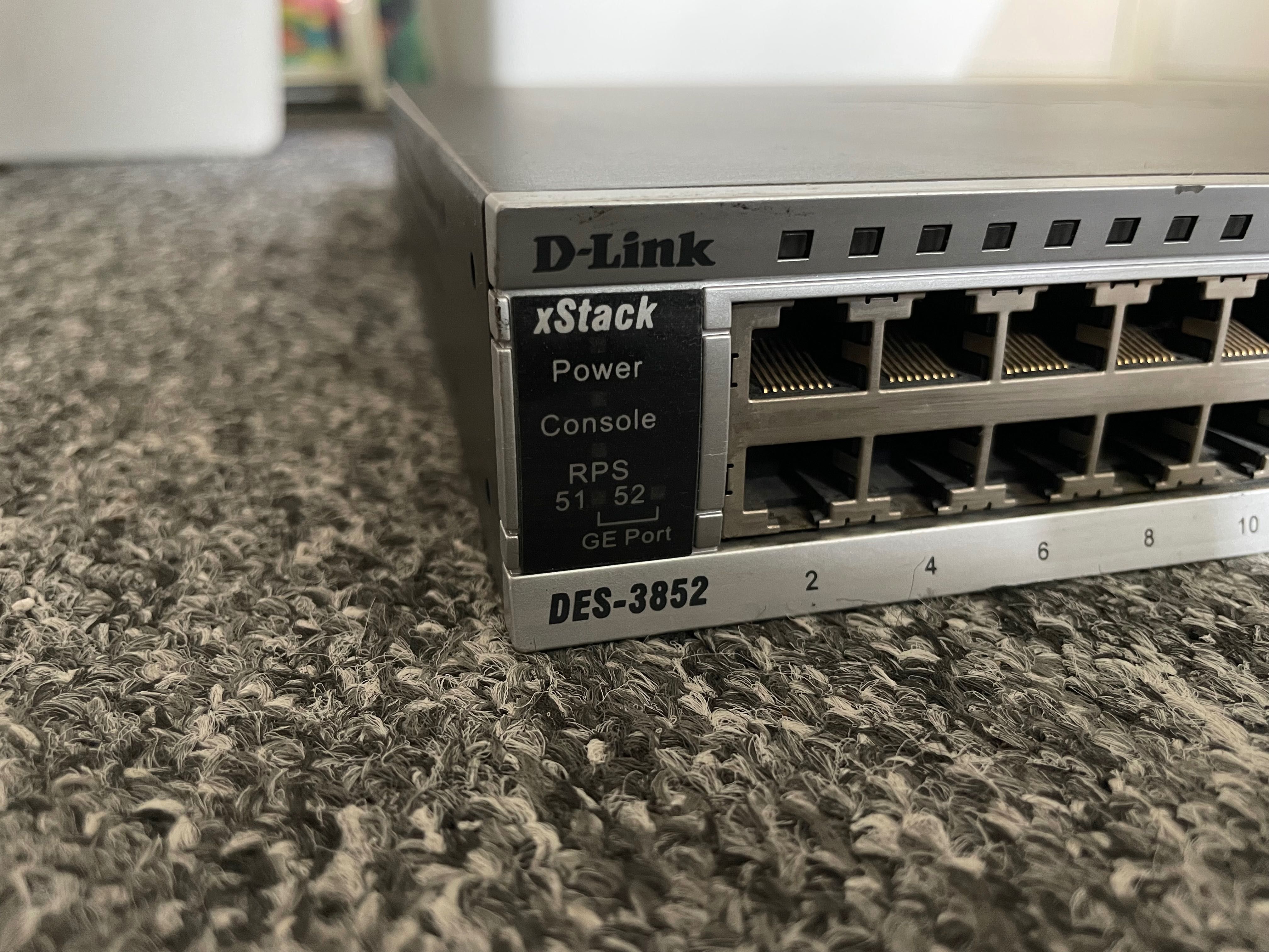 Switch D-LINK xStack DES-3852 48 x 10/100Mbps, 2x 1000Mbps