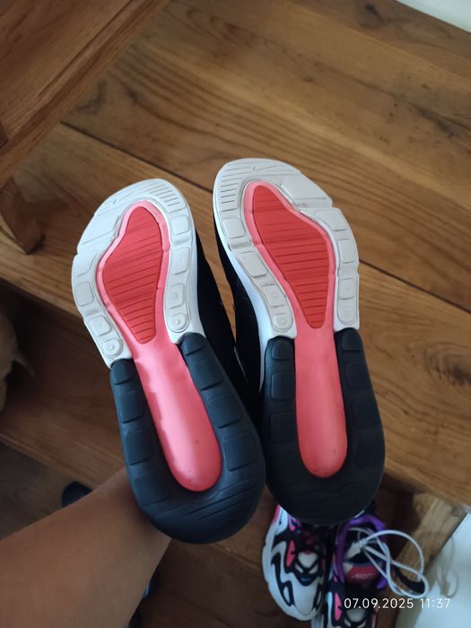 Nike оригінал розмір 42,5