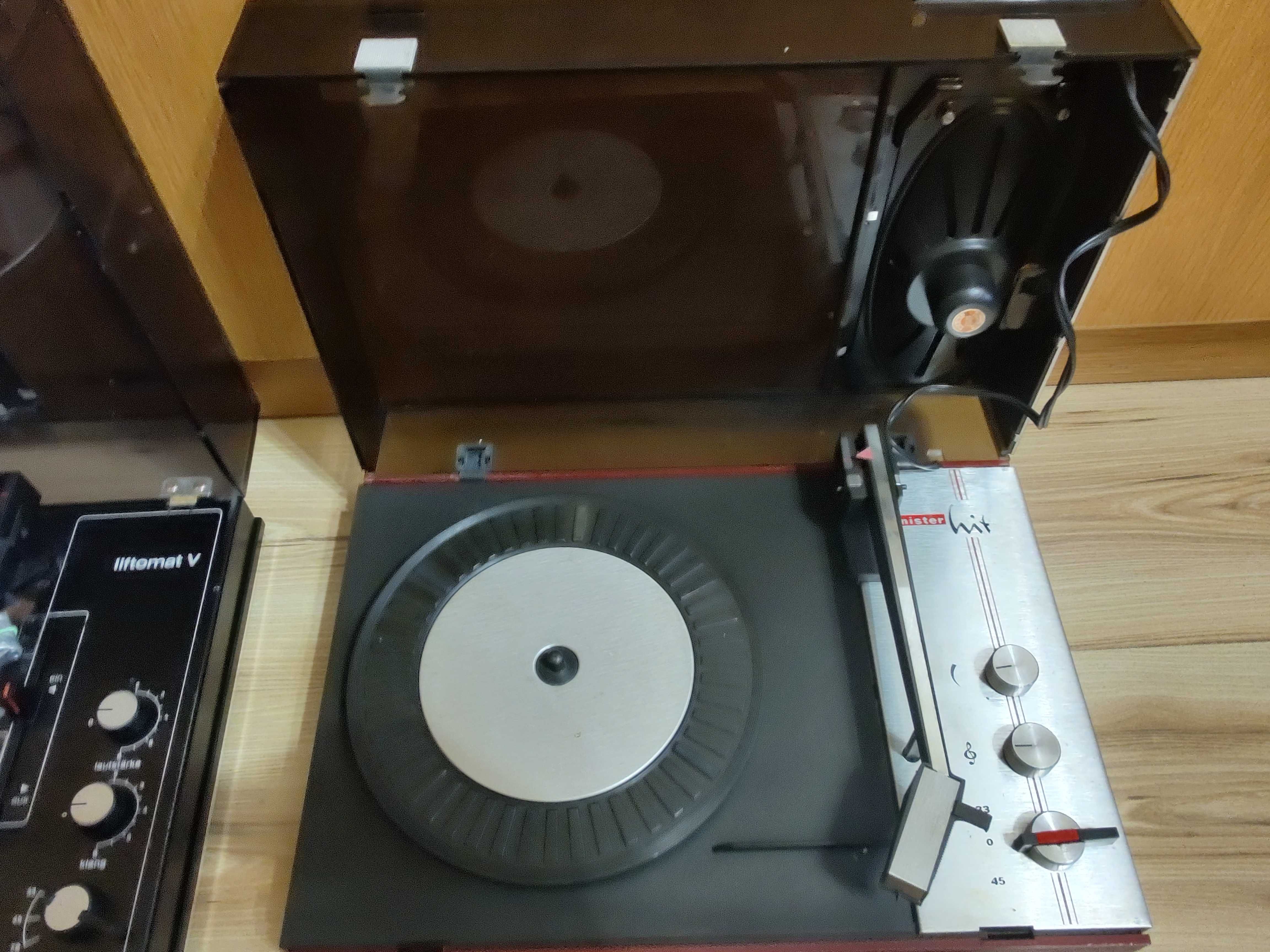 Gramofony Unitra, Telefunken, JVC, 5szt
