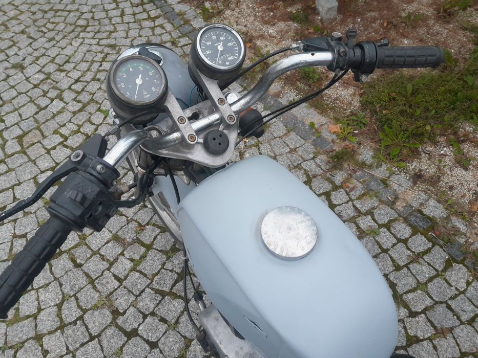 Mz ts 250 /1 z dokumentami na chodzie