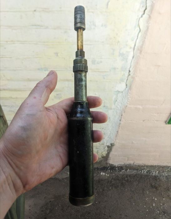 Автомобильный шприц