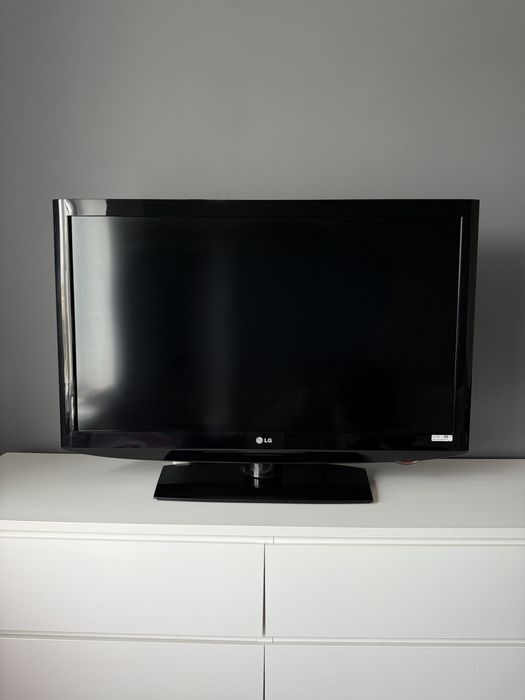 Телевізор LG 42LH2010