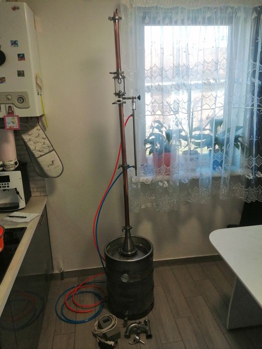 Пирегінний куб, з колоною.