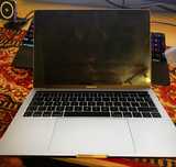 MacBook Pro 13 Touch Bar