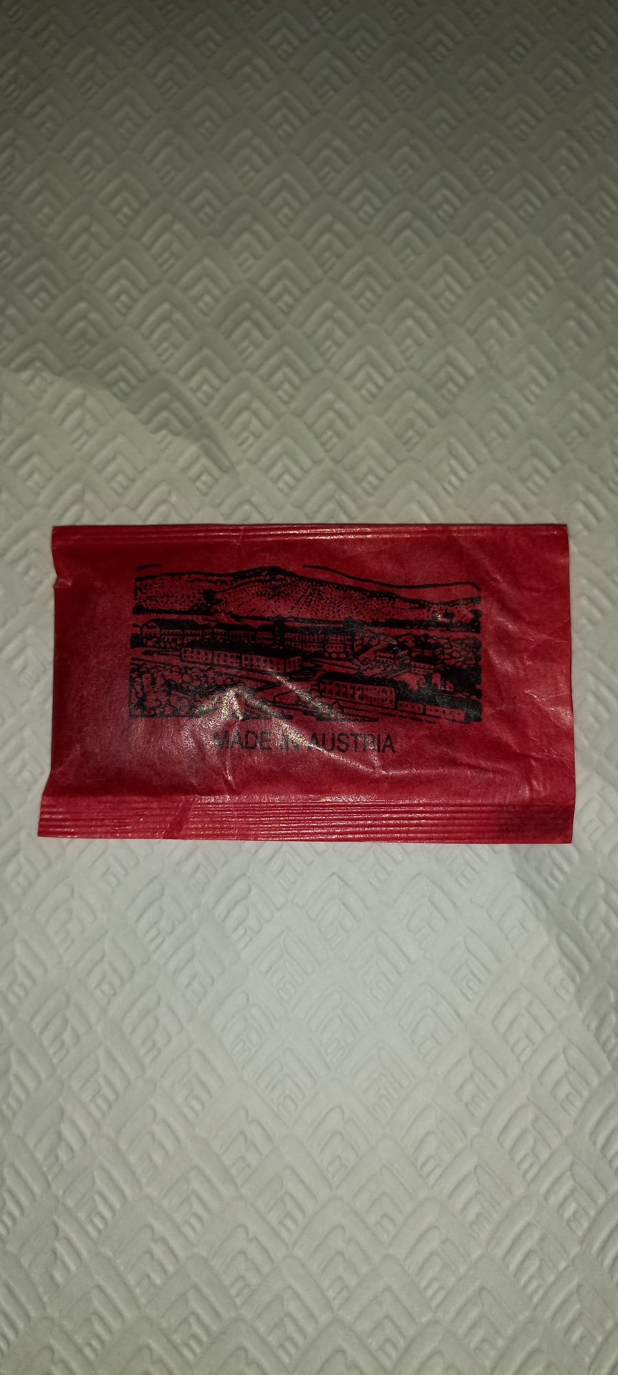 Pedras de isqueiros, com 100 peças. Fabricado na Austria.